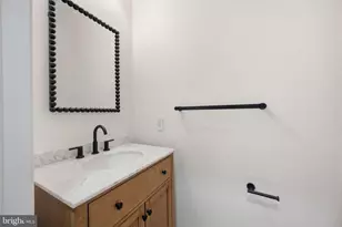 419 Nature Ln, Rockville, MD 20850 - Photo 14