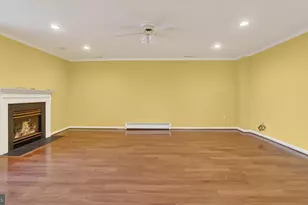 15022 Snowden Dr, Silver Spring, MD 20905 - Photo 64