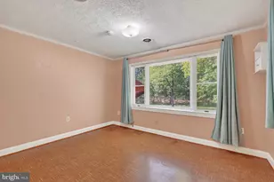 6013 Neilwood Dr, Rockville, MD 20852 - Photo 4