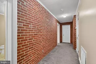 6013 Neilwood Dr, Rockville, MD 20852 - Photo 2