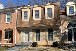 12235 Tildenwood Dr, Rockville, MD 20852 - Photo 2