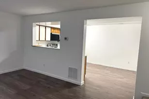 7951 Otter Cove Ct, Gaithersburg, MD 20886 - Photo 2