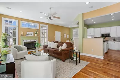 945 Main Street, Gaithersburg, MD 20878 - Photo 4