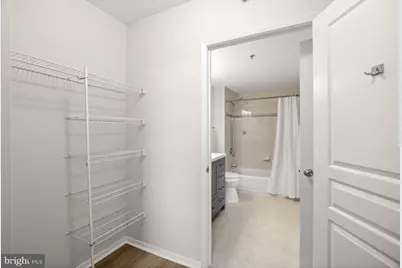 7111 Woodmont Avenue #402, Bethesda, MD 20815 - Photo 16