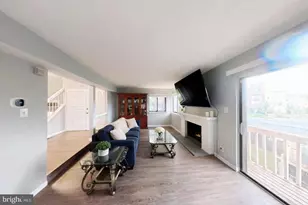 18428 Point Seneca Pl, Germantown, MD 20874 - Photo 2