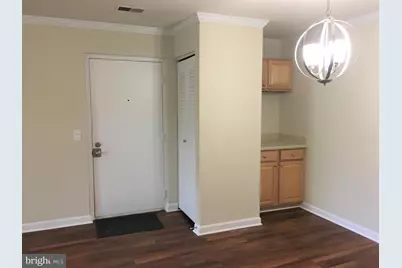 18318 Streamside Drive #304, Gaithersburg, MD 20879 - Photo 4