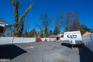 304 Marshall St, Gaithersburg, MD 20877 - Photo 32