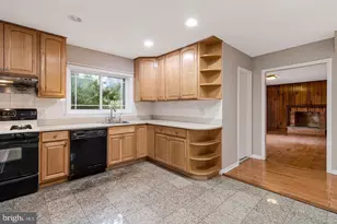 6011 Bradley Blvd, Bethesda, MD 20817 - Photo 10