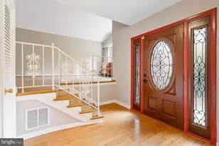 6011 Bradley Blvd, Bethesda, MD 20817 - Photo 2