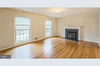 [Address not provided], Bethesda, MD 20817 - Photo 8
