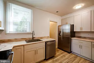 4851 Crescent St, Bethesda, MD 20816 - Photo 14