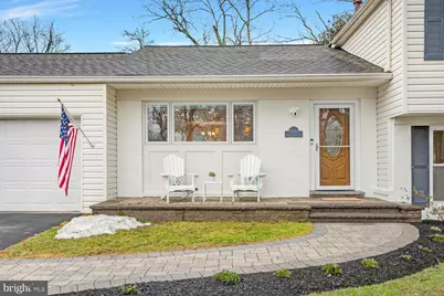 15020 Rocking Spring Drive, Rockville, MD 20853 - Photo 4