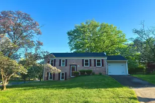 11200 Trippon Ct, North Potomac, MD 20878 - Photo 2