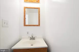 17738 Larchmont Terrace, Gaithersburg, MD 20877 - Photo 20