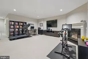 1019 Grand Oak Way, Rockville, MD 20852 - Photo 22