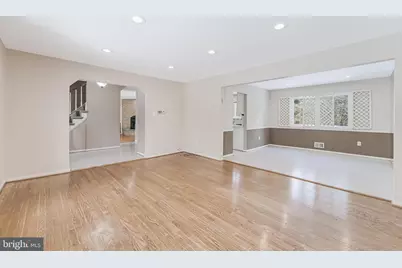 11433 Beechgrove Lane, Potomac, MD 20854 - Photo 8