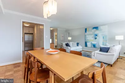 4515 Willard Avenue #1619, Chevy Chase, MD 20815 - Photo 4