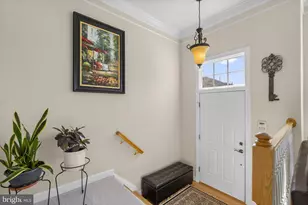 10407 Flowerfield Way, Potomac, MD 20854 - Photo 4