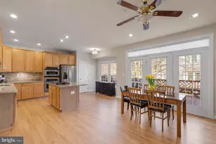 10407 Flowerfield Way, Potomac, MD 20854 - Photo 18