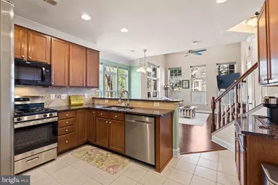 13526 Waterford Hills Boulevard, Germantown, MD 20874 - Photo 12