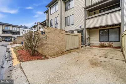 9427 Collette Way, Montgomery Village, MD 20886 - Photo 30