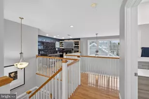 510 Saddle Ridge Ln, Rockville, MD 20850 - Photo 10