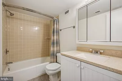 9039 Sligo Creek Parkway #606, Silver Spring, MD 20901 - Photo 16