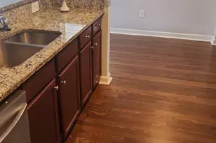 11612 Leesborough Cir, Silver Spring, MD 20902 - Photo 10