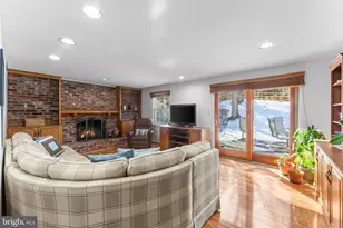 1104 Fallsmead Way, Potomac, MD 20854 - Photo 22