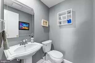 1104 Fallsmead Way, Potomac, MD 20854 - Photo 20