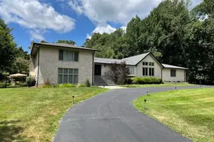 9716 The Corral Dr, Potomac, MD 20854 - Photo 1