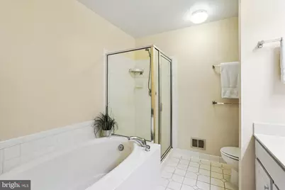 333 Prettyman Drive #29, Rockville, MD 20850 - Photo 32