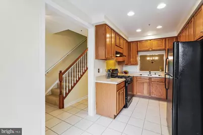 333 Prettyman Drive #29, Rockville, MD 20850 - Photo 6