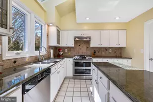 12328 Galesville Dr, Gaithersburg, MD 20878 - Photo 2