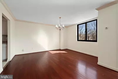 7420 Westlake Terrace #403, Bethesda, MD 20817 - Photo 4