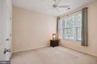 7 Booth St, Gaithersburg, MD 20878 - Photo 18