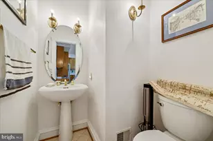 9725 Whitley Park Pl, Bethesda, MD 20814 - Photo 18