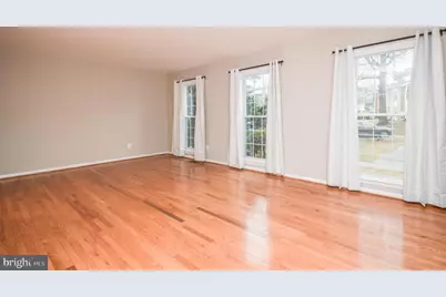 9209 Frostburg Way, Gaithersburg, MD 20886 - Photo 2