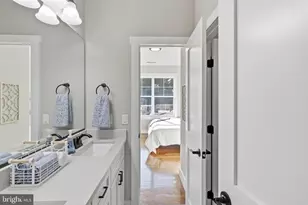 9206 Fernwood Rd, Bethesda, MD 20817 - Photo 22