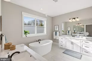 9206 Fernwood Rd, Bethesda, MD 20817 - Photo 20