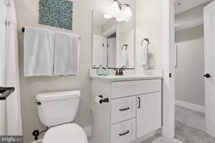 9206 Fernwood Rd, Bethesda, MD 20817 - Photo 34