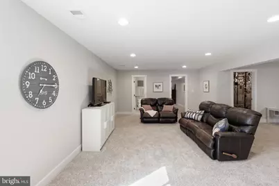 9206 Fernwood Road, Bethesda, MD 20817 - Photo 26