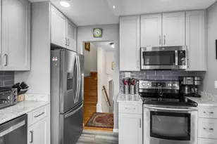 7228 Millcrest Terrace, Derwood, MD 20855 - Photo 10