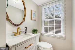 4704 Sunflower Dr, Rockville, MD 20853 - Photo 12