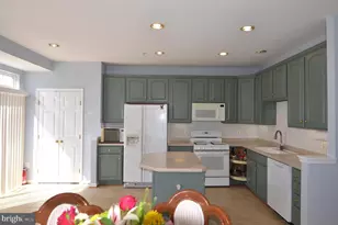 461 Clayhall St, Gaithersburg, MD 20878 - Photo 16