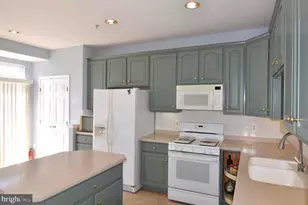 461 Clayhall St, Gaithersburg, MD 20878 - Photo 18