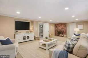 6017 Cheshire Dr, Bethesda, MD 20814 - Photo 20