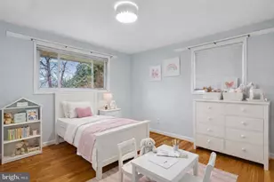 6017 Cheshire Dr, Bethesda, MD 20814 - Photo 18