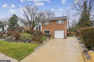 6017 Cheshire Dr, Bethesda, MD 20814 - Photo 1