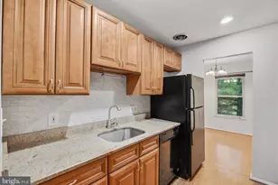7919 Coriander Dr, Gaithersburg, MD 20879 - Photo 12